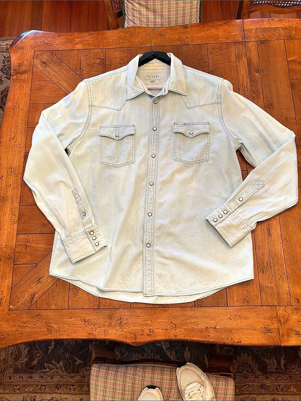 Tecovas Men’s Pearl Snap Button Down Denim Shirt